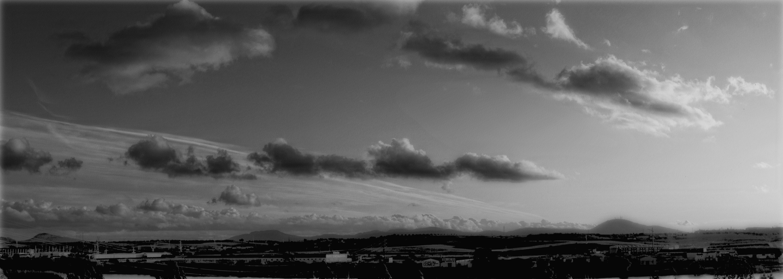 Marzo Merida blanco y negro